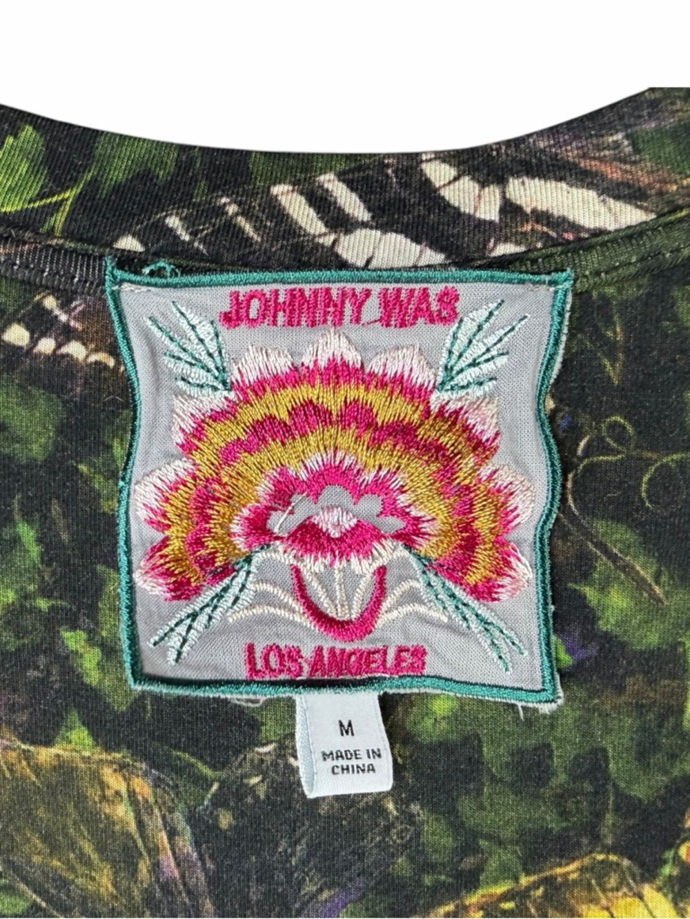 Johnny Was Women’s Janie Long Sleeve V-Neck Swing Tee Butterfly Print Size M - Picture 3 of 7